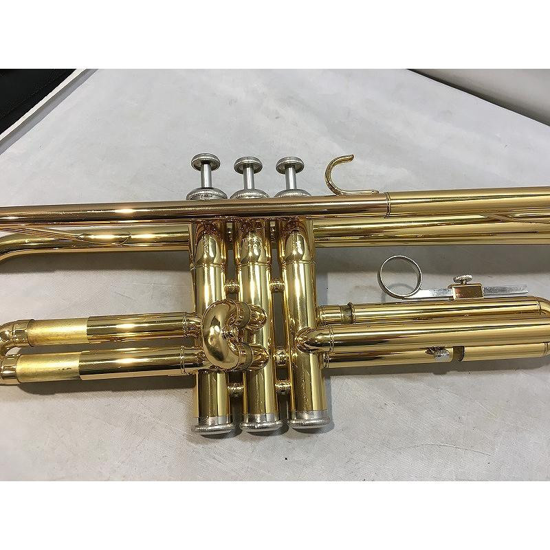 Yamaha YTR-1335 Trumpet B-Flat Entry Level with Accessories Yamaha YTR-1335 Trumpet B-Flat Entry Level with Accessories