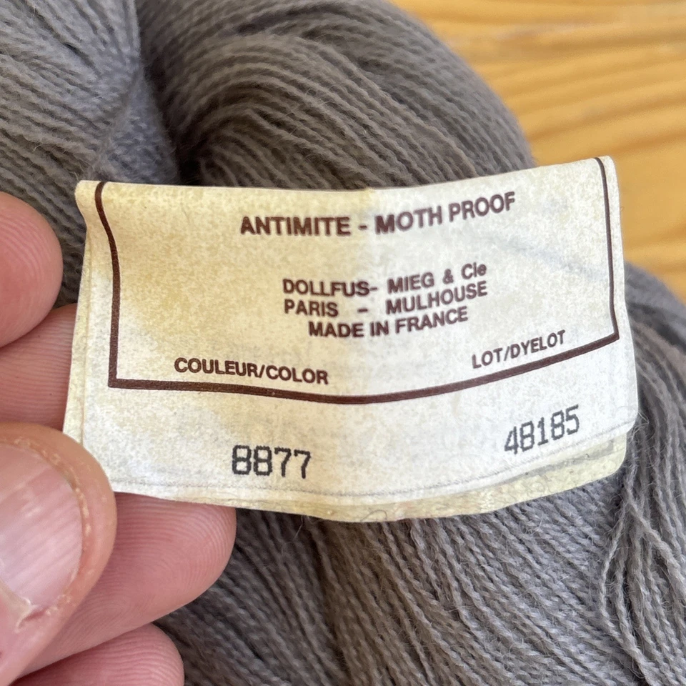 2 HKS DMC BRODER MEDICIS VIRGIN WOOL THREADS: 8500 Brown, 8877 Gray -France - Image 4 of 4