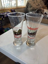 VINTAGE 1989 Budweiser Clydesdales,1998 Lizards Beer Lager Pilsner Glasses (2)