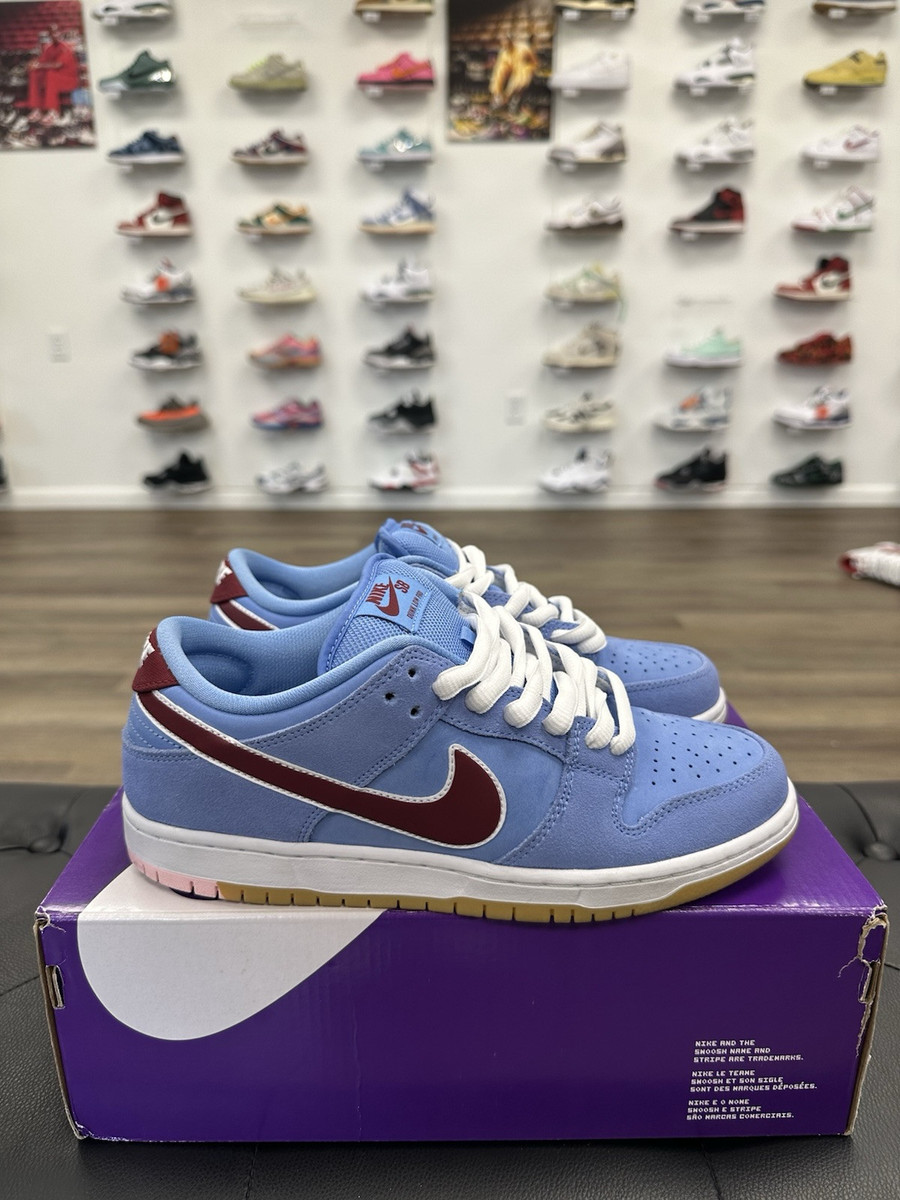 Size 8 - Nike SB Dunk Low Premium Philadelphia Phillies Size 8 - Nike SB Dunk Low Premium Philadelphia Phillies