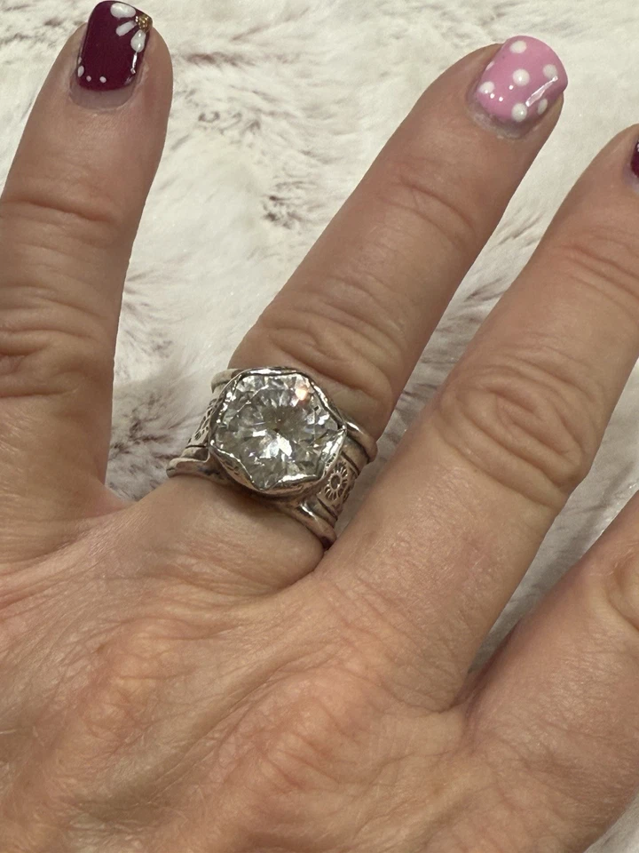 Silpada 925 Sterling Silver Cubic Zirconia Queen for a Day Ring CZ SIZE 5.5 - Image 4 of 4