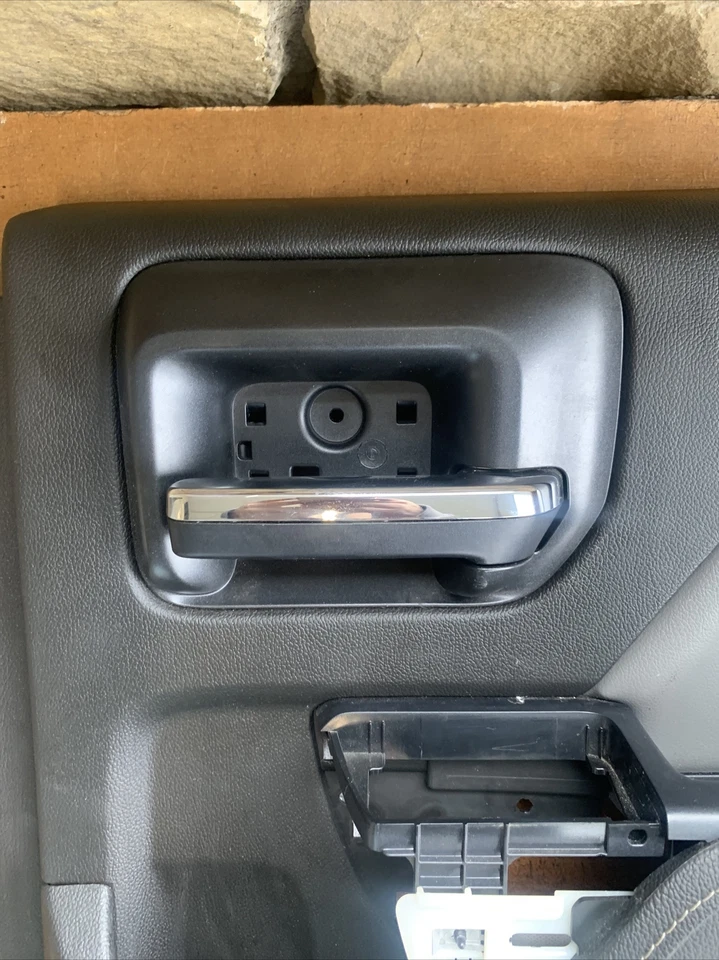 Sierra 1500 2500HD 3500HD 2014 2015 panel de puerta interior trasero derecho negro Foto 4 de 4