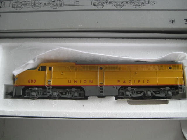 Marklin H0 37610 Union Pacific Diesel Locomotive w/sound effects - LNIB Era III - Image 2 of 4