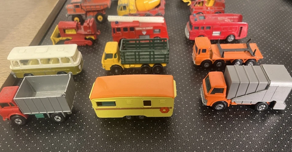  14 Vintage  70s Matchbox Trucks Lorries caravan dust cart tipper bus rare  vgc - Image 2 of 4