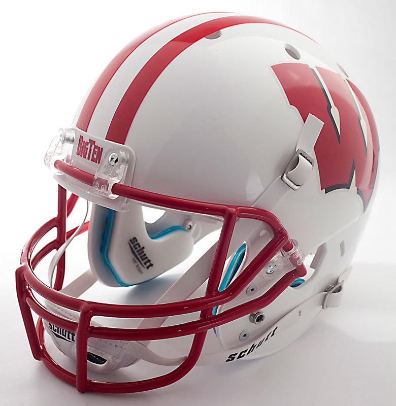 WISCONSIN BADGERS Schutt AiR XP Gameday REPLICA Football Helmet