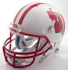 WISCONSIN BADGERS Schutt AiR XP Gameday REPLICA Football Helmet