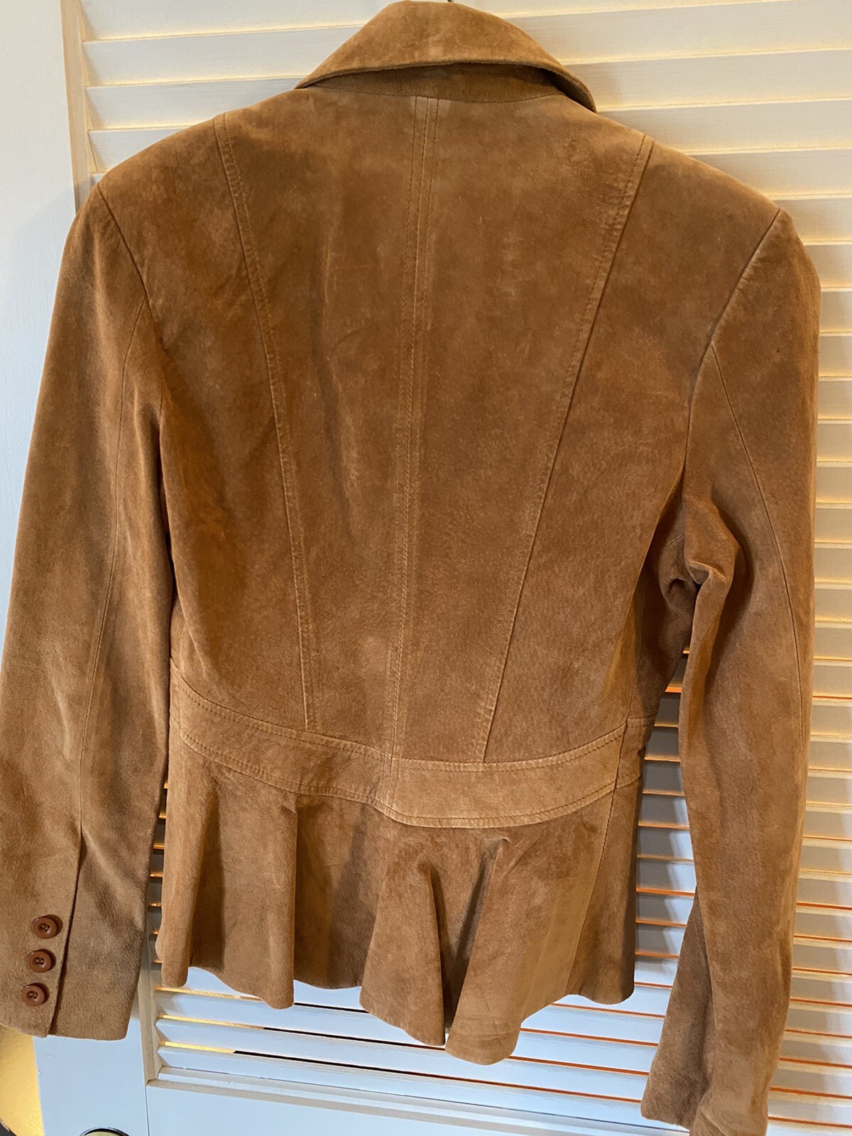 Cache lined Suede Jacket.  Perfect condition!  Si… - image 6