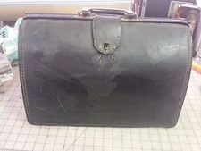  Vintage Mens Leather Briefcase Handbag - Primative Latch 16" wide x 12" tall