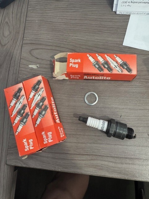 NEW Autolite 72 Copper Core Resistor Spark Plugs Qty 3 NOS FREE SHIPPING