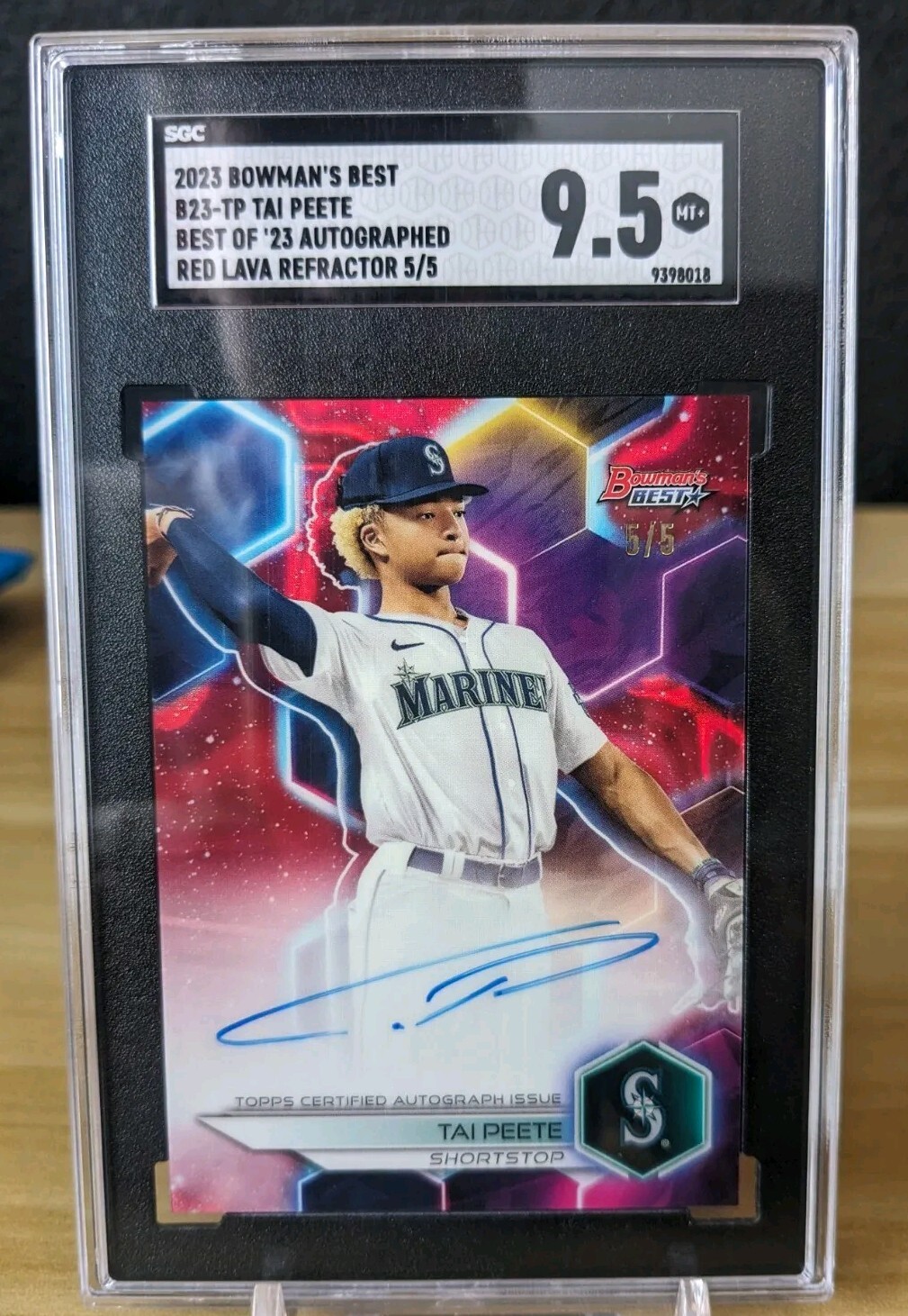 2023 Bowman's Best Tai Peete Red Lava Refractor Auto 5/5 Mariners SGC 9.5 M+