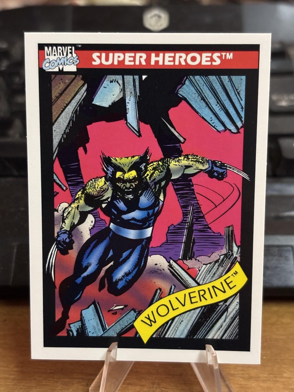 Wolverine ROOKIE (Patch) 1990 Impel Marvel Universe #37 MINT Condition RC 💎