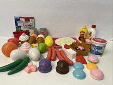 PRETEND PLAY FOOD LOT