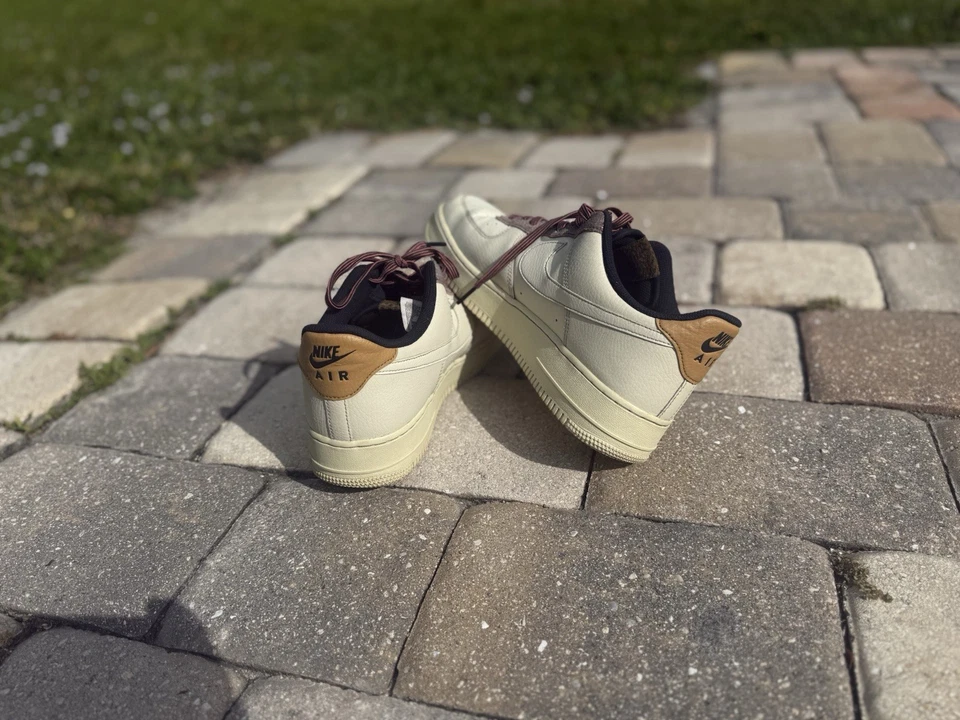 Nike Air Force 1 ’07 LV8 "Fossil" CK4363-200 para hombre talla ___ marrón vela/bronceado Foto 4 de 4