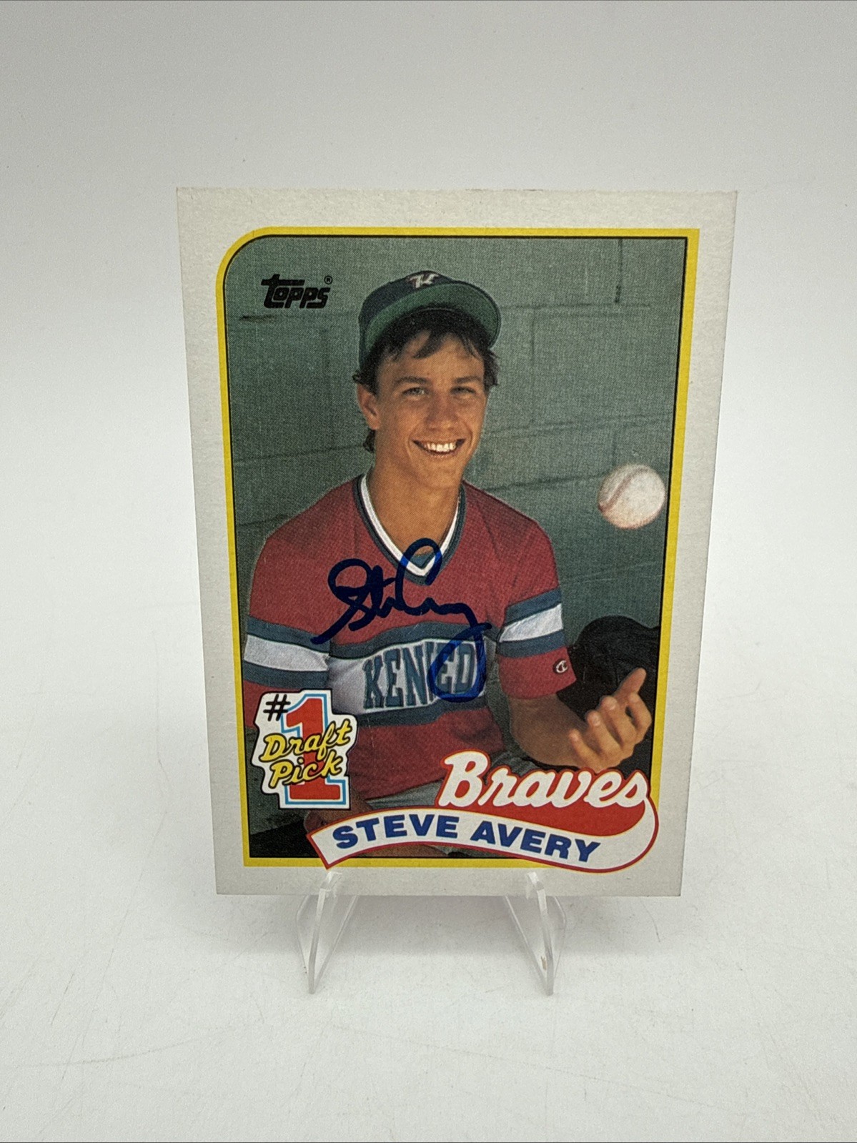 1989 Topps #784 Steve Avery RC Autograph NM