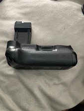 OEM Canon BG-E8 DSLR Camera Battery Grip for EOS Rebel T2i/T3i/T4i/T5i Bodies FS