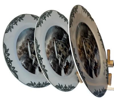 Vintage Currier & Eve Collection of MCNY Year 2000  Set of three dinner plates