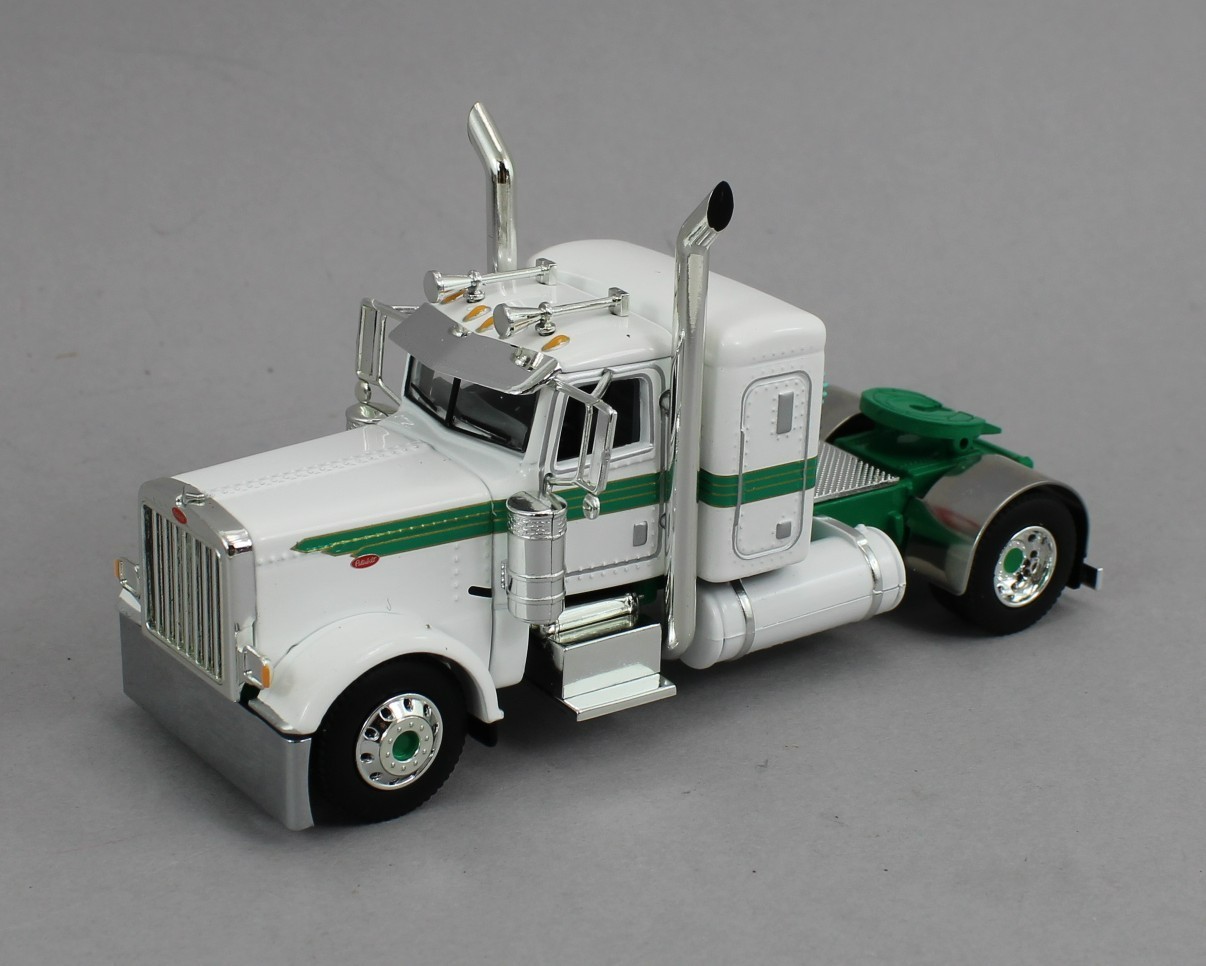 DCP 1:64 *WHITE & GREEN* Single-Axle PETERBILT 389 36" Flattop NEW!