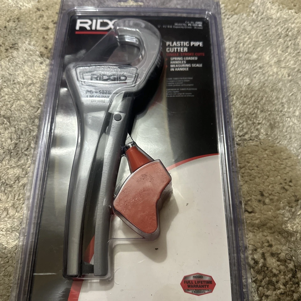 New Ridgid 23493 PVC Plastic Pipe & Tubing Cutter, Steel Blade 1 1/8”- 1 3/8”  - Image 4 of 4