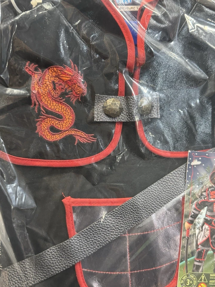 Camiseta Tot & Co Inc Adventure Factory Disfraz Dragón Ninja Negro Nuevo Talla 3-4 Foto 2 de 3