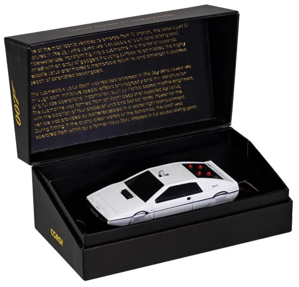 Corgi James Bond The Spy Who Loved Me Lotus Submarine 1:36 Die-Cast Car CC04514 - Image 2 of 4
