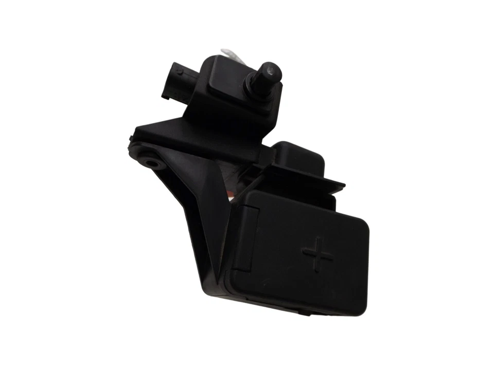 Cable de batería positivo BMW 325xi 2002-2006 usado OEM 6910539 Foto 3 de 4