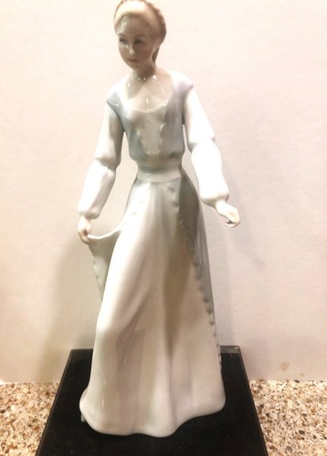 Royal Doulton Reflections Vintage Figurine"Demure" 12 3/4"H Handmade/handpainted