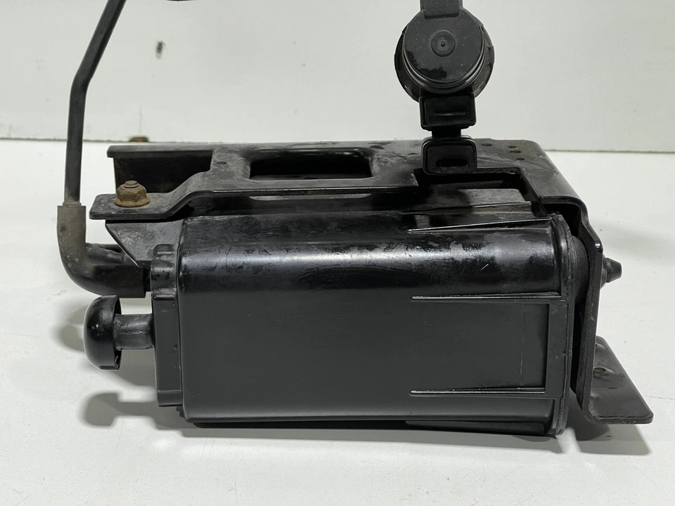 98-02 Jeep TJ Wrangler EVAP Fuel Vapor Charcoal Canister 4854106AB 4.0 OEM CC - Image 3 of 4