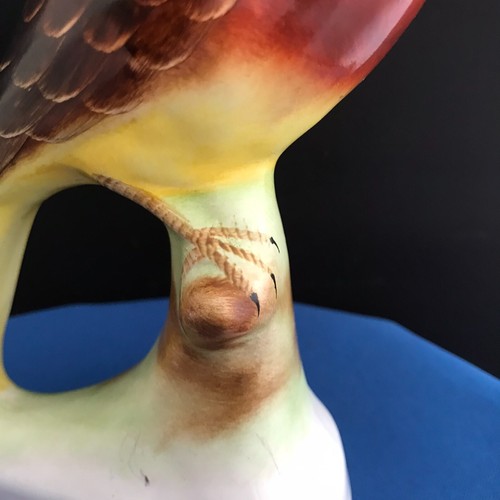 Rostige rote handbemalte Porzellan Kardinal auf einem Zweig Figur (Mitte des 20. Jahrhunderts) - Bild 5 von 15