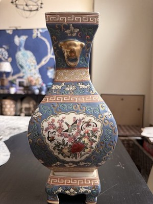 Famille Rose Chinese Qinglong Quadrangular Rare Porcelain