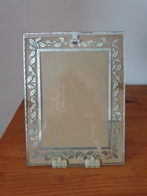 Cadre photo années 50 en verre avec support plastique 17,5x23,5 cm - Photo 1/2
