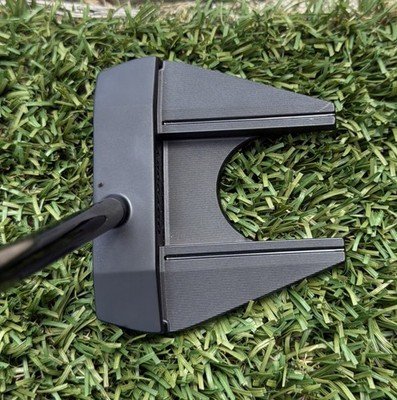 Odyssey White Hot Putter #7 Center shaft Black Series 33 / 34 inch
