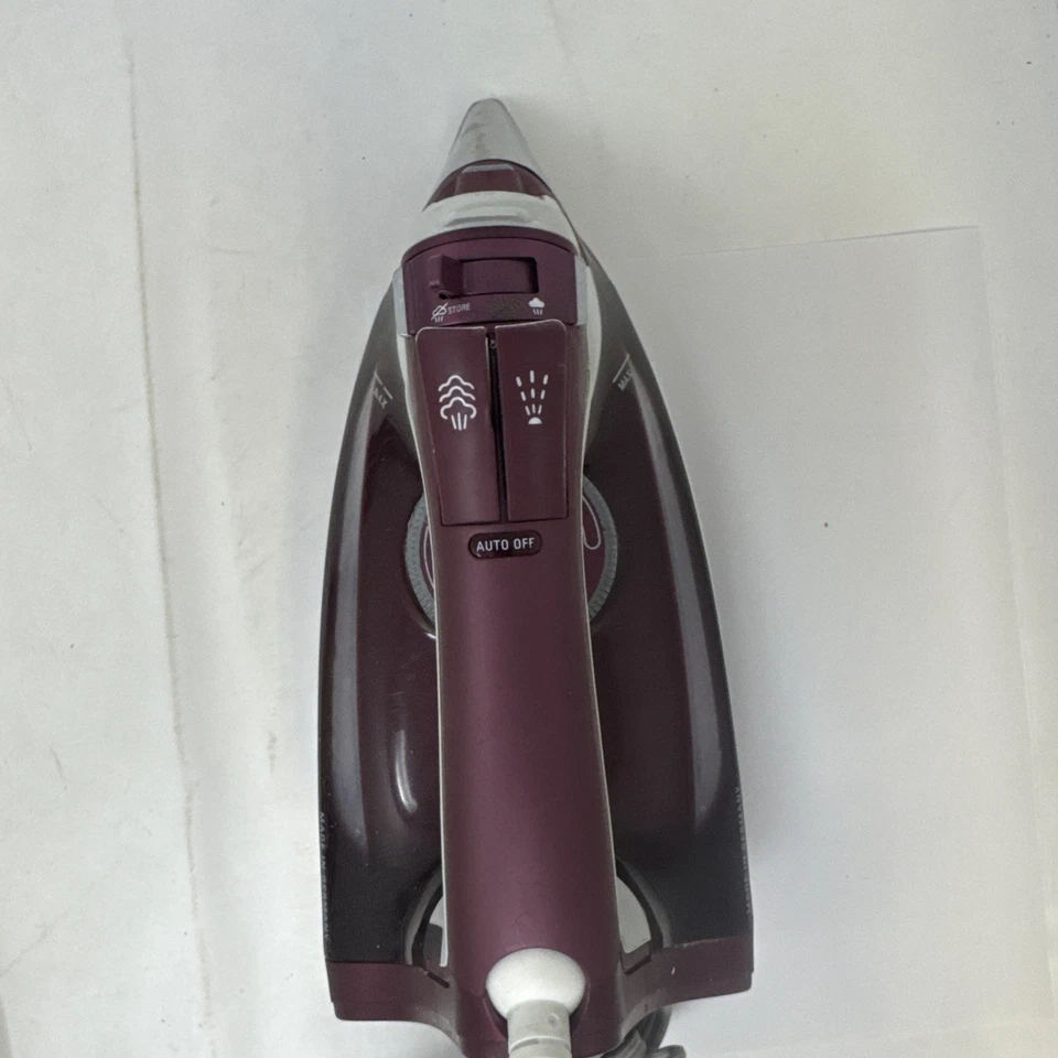 Suela HD Rowenta DW5270 Focus Xcel 1715 vatios 400 agujeros, ROJA - Probada Foto 4 de 4