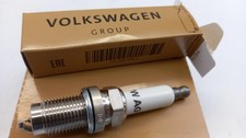 Original VW Passat B7 Passat CC Touran 1T 1.4 TSI Zündkerze 101905626A