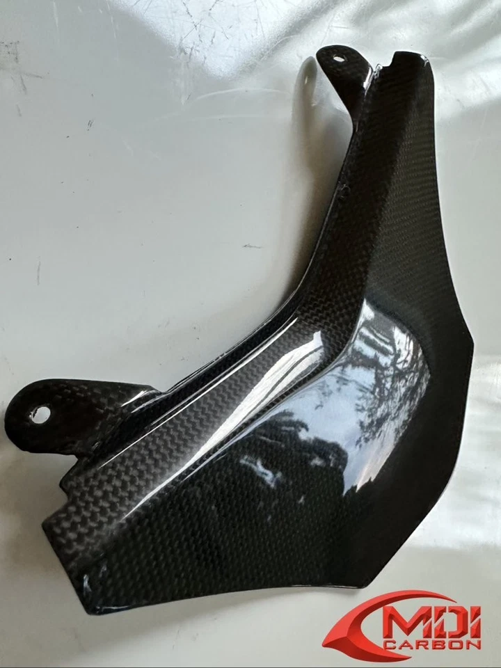 Cubierta de asiento trasero Kawasaki Ninja ZX-10R 2008-2010 - 100 % fibra de carbono Foto 4 de 4