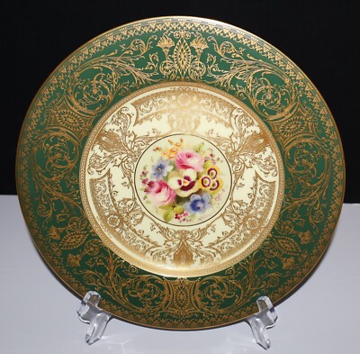 Royal Worcester 1918 Green, Gilt & Floral 10.5  Cabinet Plate Signed E. Phillips