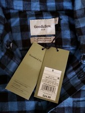 Goodfellow  Co   Plaid  SMALL  Standard Fit  Long Sleeve  Flannel Shirt