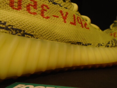 ADIDAS YEEZY BOOST 350 V2 KANYE WEST SEMI FROZEN YELLOW STEEL