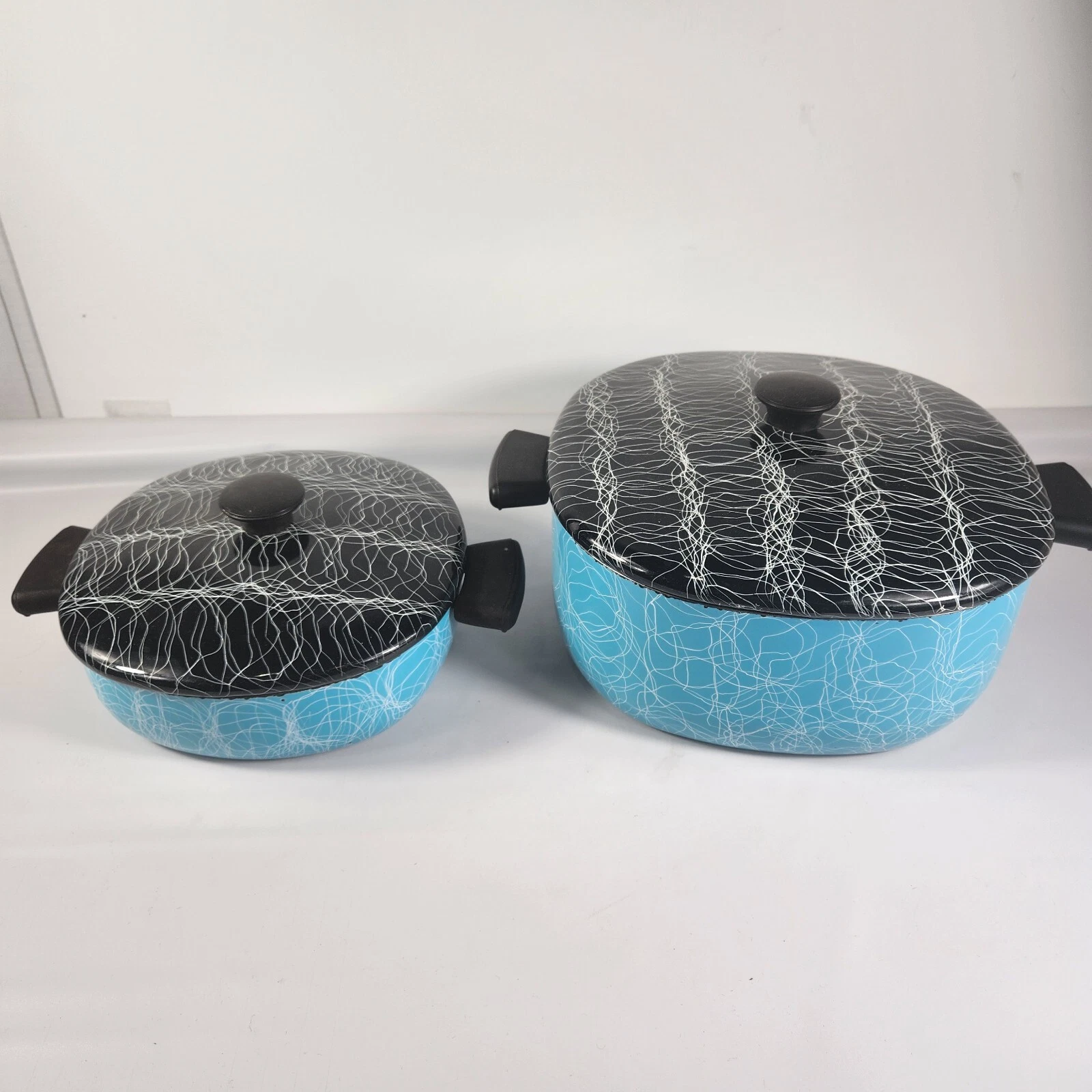1950's Serendipity Turquoise Enamelware Black Lid Spaghetti Drizzle Dutch Oven