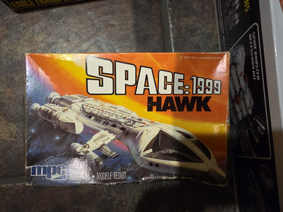 Mpc Space:1999 Hawk Model Kit 1-1904 NIOB