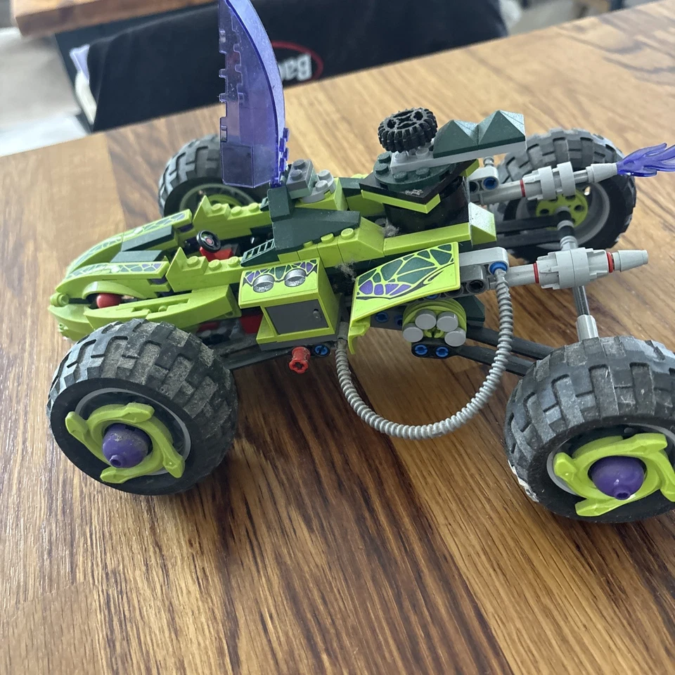 LEGO Ninjago 9445 Fangpyre Truck Ambush, photo 4 of 4