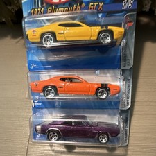 Hot Wheels Muscle Mania Diecast Car Lot 1971 GTX 1969 Charger Multicolor