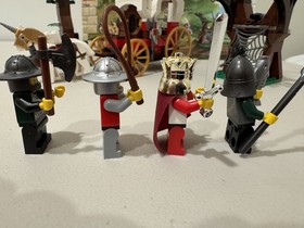 LEGO Castle: King's Carriage Ambush 7188 (2011) Retired Complete See description