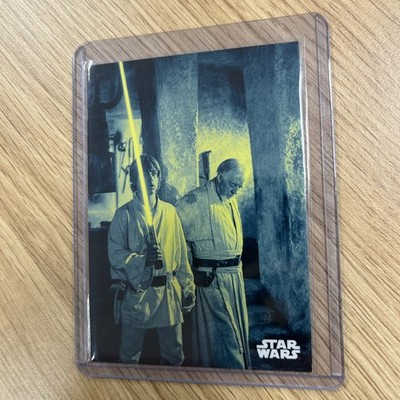 Star Wars A New Hope Black And White: Blue Hue Parallel Base Card #32