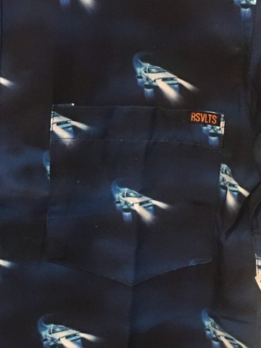 Camisa RSVLTS Regreso al Futuro DeLorean Hover Conversión SS Universal Studios - Imagen 11 de 27