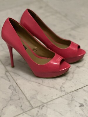 Pinke Lack Peeptoes von MNG in Größe 37