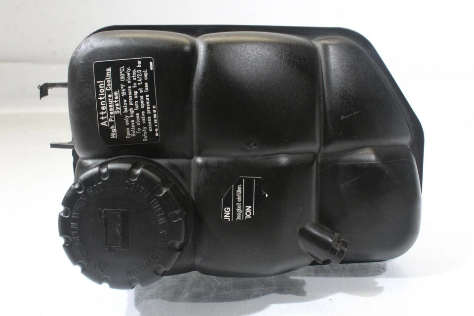 Mercedes-Benz E55 2004 AMG motor conjunto depósito refrigerante A1227 Foto 3 de 4