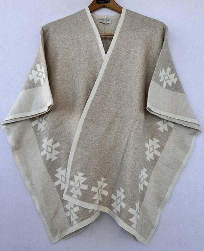 Soft Aztec Poncho Sweater Cape Women’s M Ivory Old Money - Picture 1 of 3