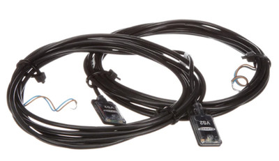 Banner VS2KAN5V 58220 VS2 Series Sensor Pair, Range 1.2 m max