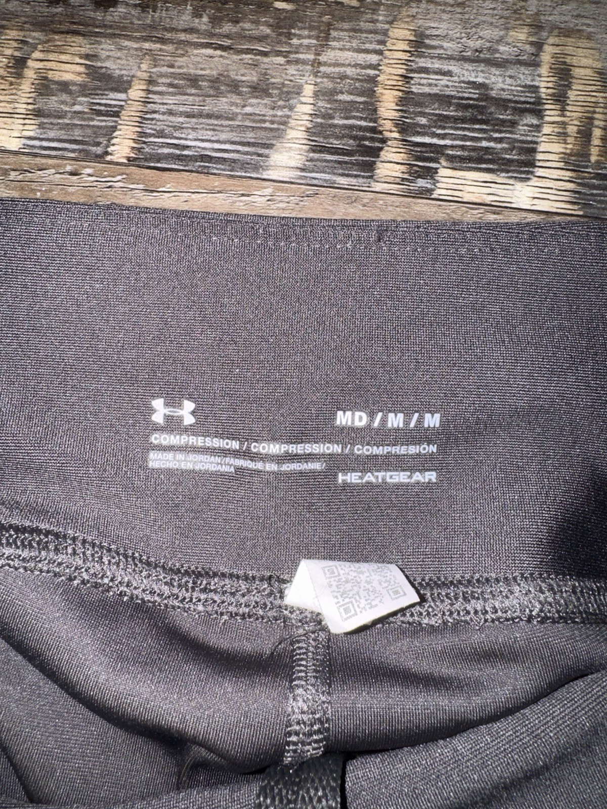 Under Armour Women’s Gray Patterned Reflective Le… - image 4