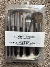 Studio 35 Beauty Professional Seven Piece Total Face Brush Kit 